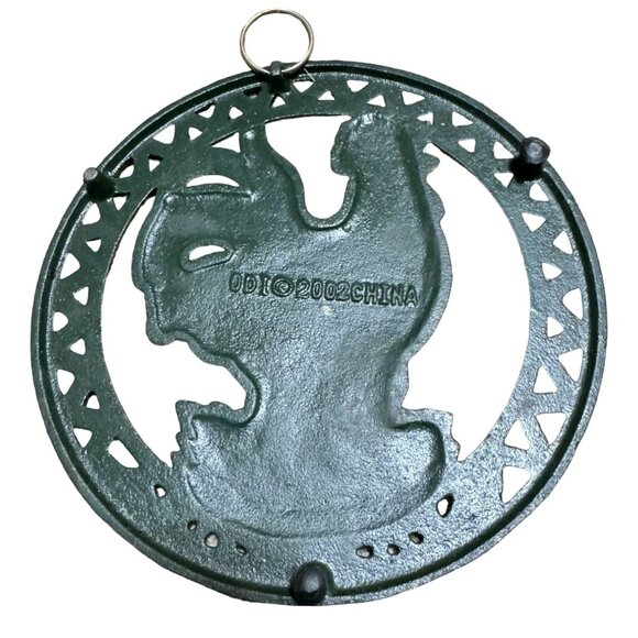 CAST IRON ROOSTER TRIVET WALL HANGINGS LOT OF 2 HAND PAINTED COTTAGE FARM HOUSE - Picture 3 of 4